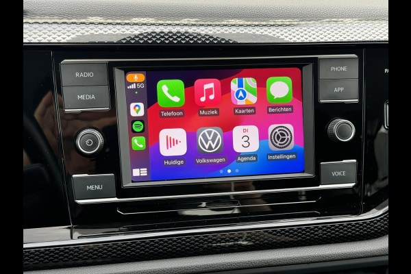 Volkswagen Taigo 1.0 TSI Life Carplay Pdc voor en achter Led Lane assist Clima Adaptive cruise