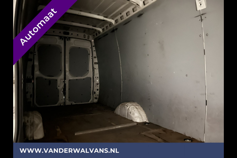 Iveco Daily 35S14V 140pk Automaat 3500kg Trekhaak L3H2 Euro6 Airco | Imperiaal Cruisecontrol, Parkeersensoren, Trap, Bijrijdersbank