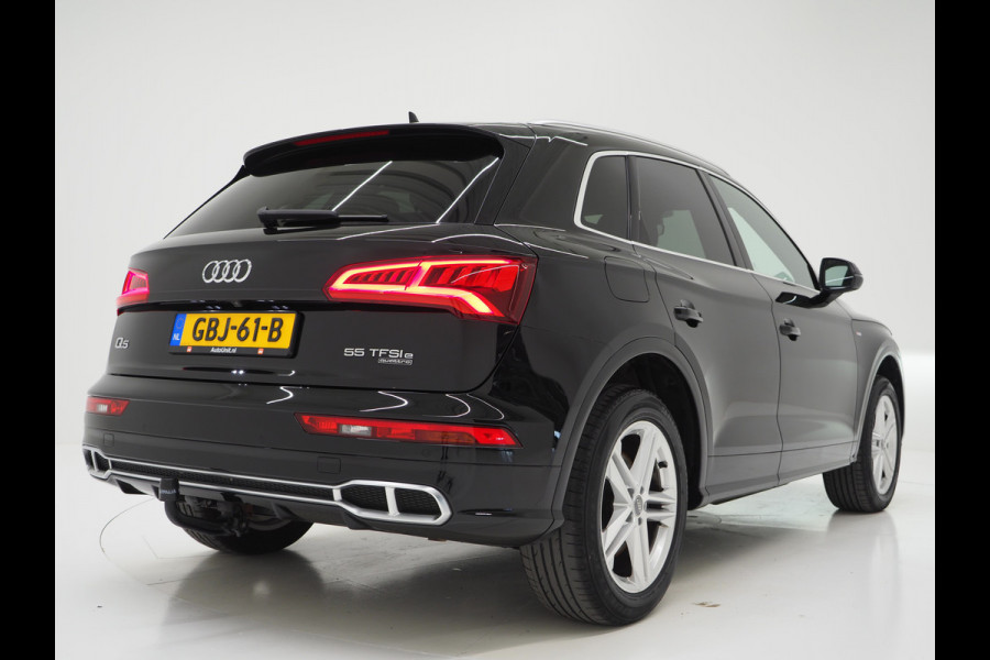 Audi Q5 55 TFSI e quattro Competition | Panoramadak | Adaptive Cruise | Keyless | Camera | Trekhaak