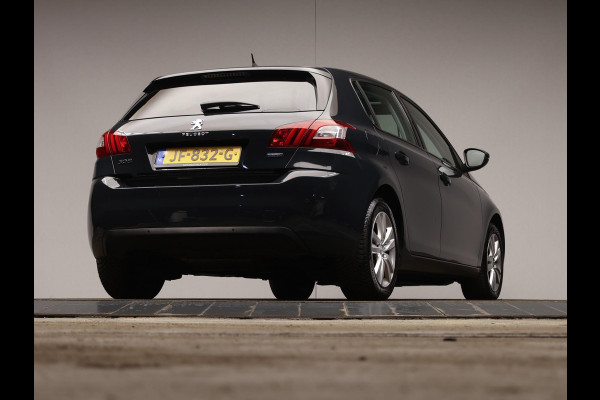 Peugeot 308 1.2 PureTech Sport (PANORAMADAK,NAVI,LED,CRUISE,CLIMATE,LM VELGEN,SPORTSTOELEN,GETINT,NETTESTAAT)