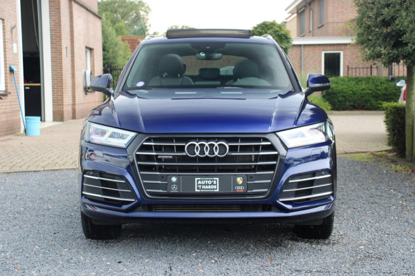 Audi Q5 55 TFSI e Quattro Competition 367 PK 3x S-Line Pano Camera Keyless Virtual 19''