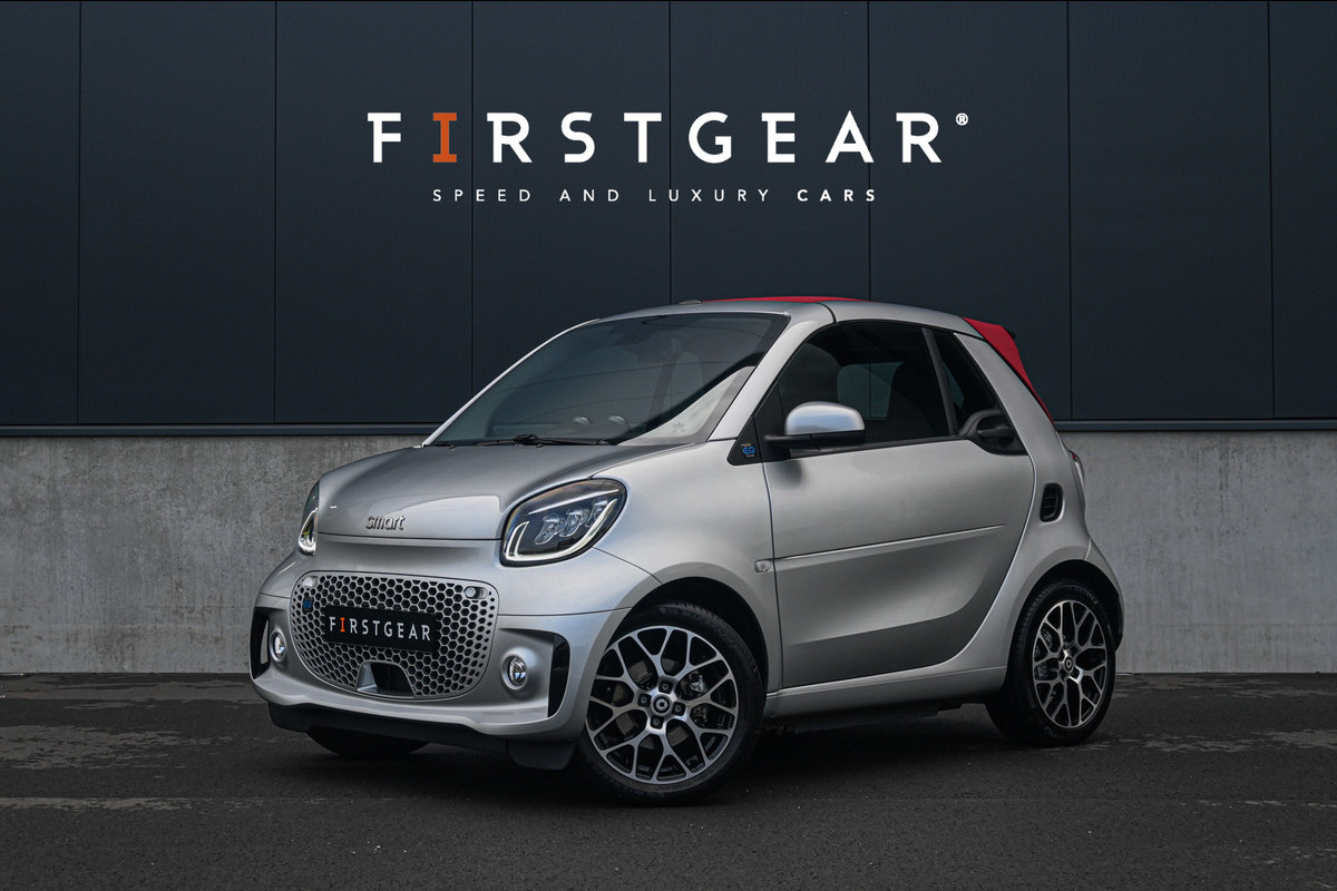 Smart Fortwo Cabrio EQ Comfort PLUS 18 kWh *JBL / Exclusive-pakket / Stuurverwarming / Cruise Control / Winterpakket*