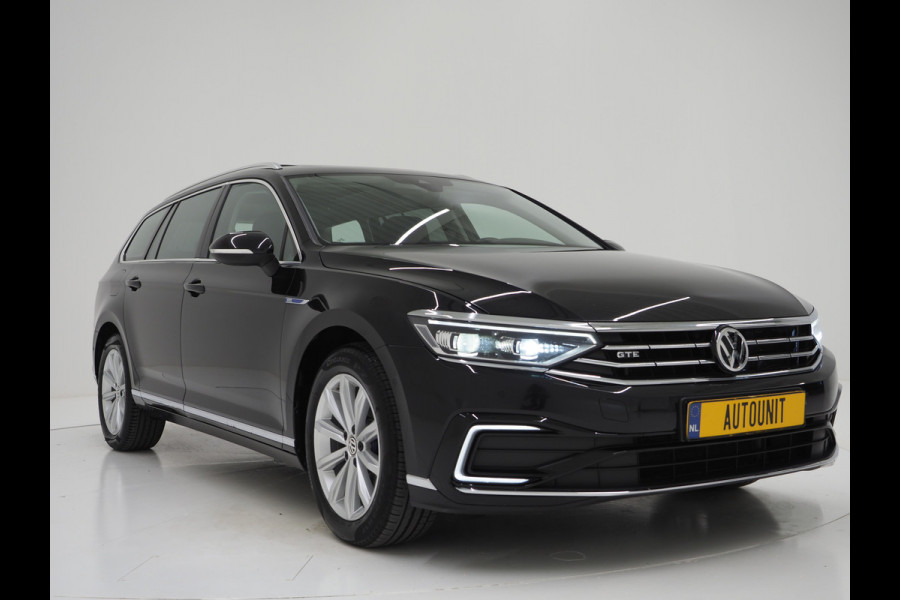 Volkswagen Passat Variant 1.4 TSI PHEV GTE | Panoramadak | Adaptive Cruise | Massage | Virtual | Camera