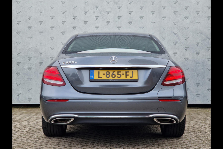 Mercedes-Benz E-Klasse 300 e Advantage | HUD | BSD | Stoelverwarming | Luchtvering | LED |