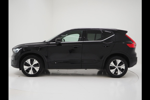 Volvo XC40 1.5 T4 Recharge Core Bright *Facelift* | Leder | Camera | Keyless | Trekhaak