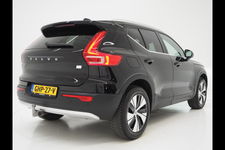 Volvo XC40 1.5 T4 Recharge Core Bright *Facelift* | Leder | Camera | Keyless | Trekhaak