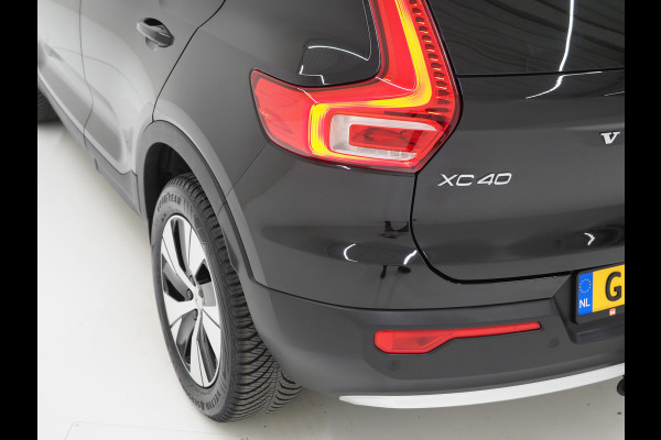 Volvo XC40 1.5 T4 Recharge Core Bright *Facelift* | Leder | Camera | Keyless | Trekhaak