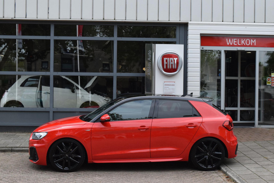 Audi A1 Sportback 25 TFSI S Line edition one