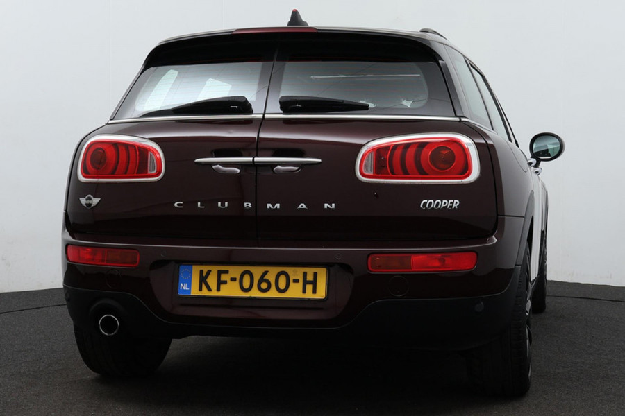 MINI Clubman 1.5 Cooper Chili Serious Business(NL-auto, Dealer OnderH, Panorama, Navi Pro, Harman/Kardon, PDC, Etc)