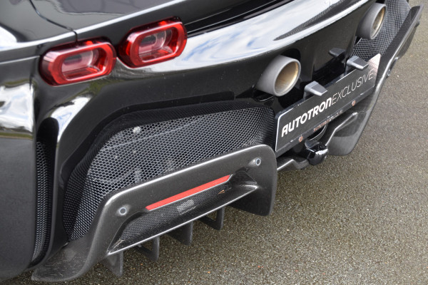 Ferrari SF90 Stradale LIFTING | DAYTONA RACING SEATS+LIFTER | INCL. BTW/BPM | CARBON AIR SPL., REAR DIFFUSER, UNDERDOOR COVER, DRIVERZONE+LEDS, FRONT