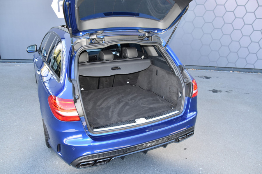 Mercedes-Benz C-Klasse 63 AMG S Estate C63S | KERAMISCH | PERFORMANCE STOELEN | BURMESTER | PANORAMADAK | HEAD-UP | ETC.