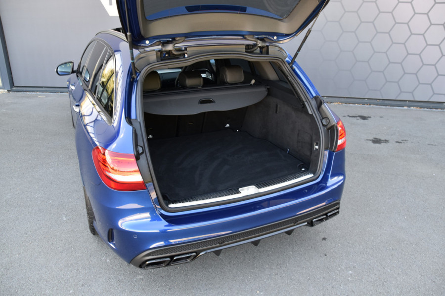 Mercedes-Benz C-Klasse 63 AMG S Estate C63S | KERAMISCH | PERFORMANCE STOELEN | BURMESTER | PANORAMADAK | HEAD-UP | ETC.