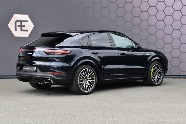 Porsche Cayenne Coupé 3.0 E-Hybrid | ACHTERASBESTURING | BOSE | DAB | ADAPTIVE LUCHTVERING | SFEERVERLICHTING | ELEC. TREKHAAK | STOELVERWARMING | HEA