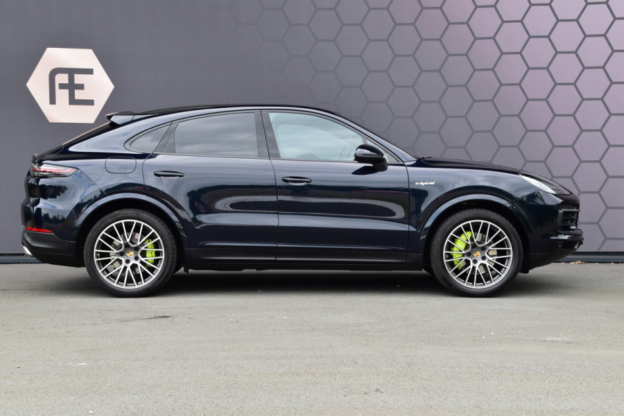 Porsche Cayenne Coupé 3.0 E-Hybrid | ACHTERASBESTURING | BOSE | DAB | ADAPTIVE LUCHTVERING | SFEERVERLICHTING | ELEC. TREKHAAK | STOELVERWARMING | HEA