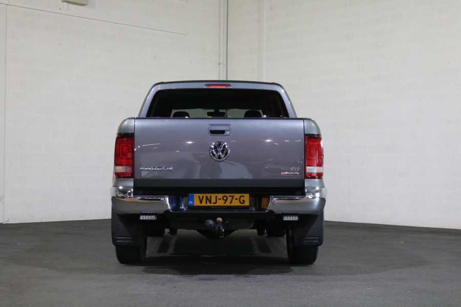 Volkswagen Amarok 3.0 TDI V6 4Motion Plus Cab Highline Airco Navigatie Camera Automaat