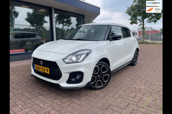 Suzuki Swift 1.4 Sport | KEYLESS | LED | ADAPTIVE | NAVI