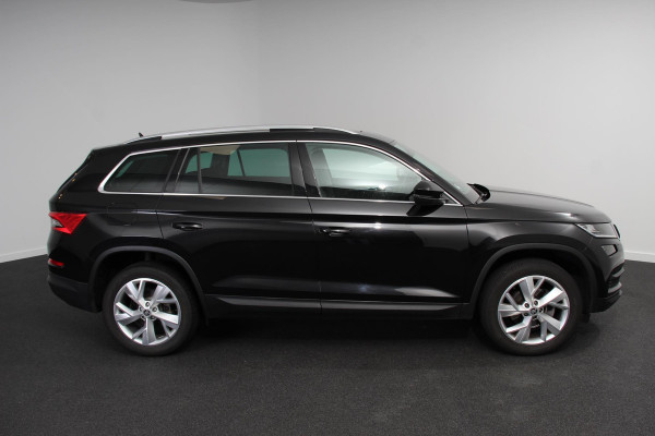 Škoda Kodiaq 1.5 TSI 150pk Style DSG 7p. nieuw model DEMO! | Panorama dak | Navigatie | Camera | Adaptive Cruise  Control | Led | Dab | Stoelverwarming | 19" LMV