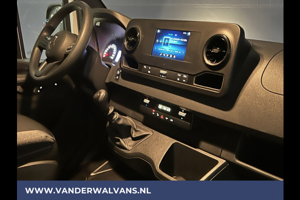 Mercedes-Benz Sprinter 317 CDI 170pk L2H2 Euro6 Airco | Camera | Apple Carplay | Android Auto Stoelverwarming