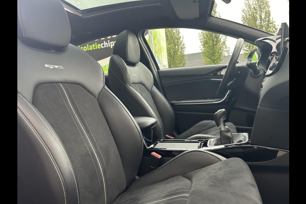 Kia Ceed 1.5 T-GDi GT-PlusLine | Panoramadak | Camera | Navi | Stuur-/Stoelverwarming | Leder/Alcantara | 17" Velgen | Clima | Apple CarPlay/Android Auto | Key-Less | PDC | Cruise | LED |