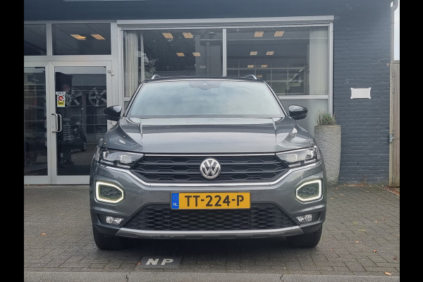 Volkswagen T-Roc 1.5 TSI Sport PANO / MATRIX / VIRTUAL / VOL!!