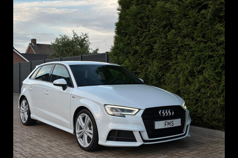 Audi A3 Sportback 35 TFSI CoD 3x S-Line Edition CarPlay Camera