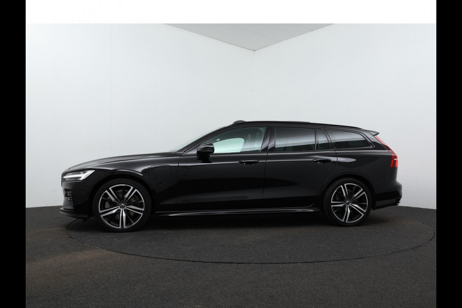 Volvo V60 2.0 T6 Recharge AWD R-Design | Panorama | Trekhaak | H&K |