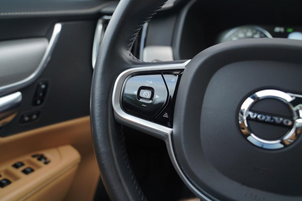 Volvo V90 2.0 T5 Inscription | Head up Display | Panorama | Apple Carplay | Lane Assist | Camera | 250 PK | 100% onderhouden | LED