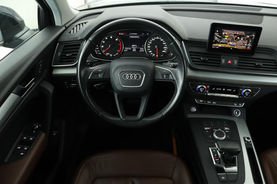 Audi Q5 2.0 TFSI quattro Pro Line | Leder | Trekhaak | Navigatie | Xenon | PDC | Bluetooth | Climate control