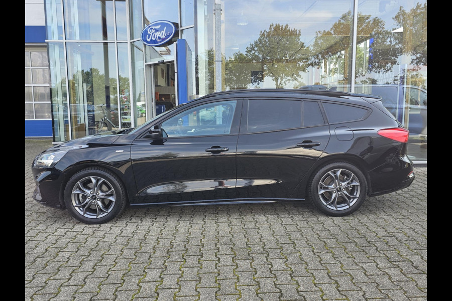 Ford Focus Wagon 1.5 EcoBoost ST Line Business 150 pk automaat | Trekhaak afneembaar | Winterpack | Camera | Navigatie | Full led etc.