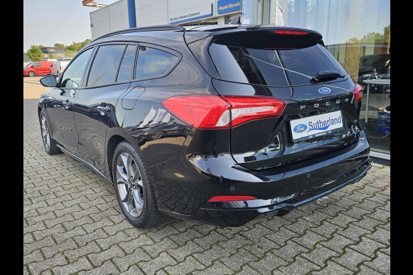 Ford Focus Wagon 1.5 EcoBoost ST Line Business 150 pk automaat | Trekhaak afneembaar | Winterpack | Camera | Navigatie | Full led etc.