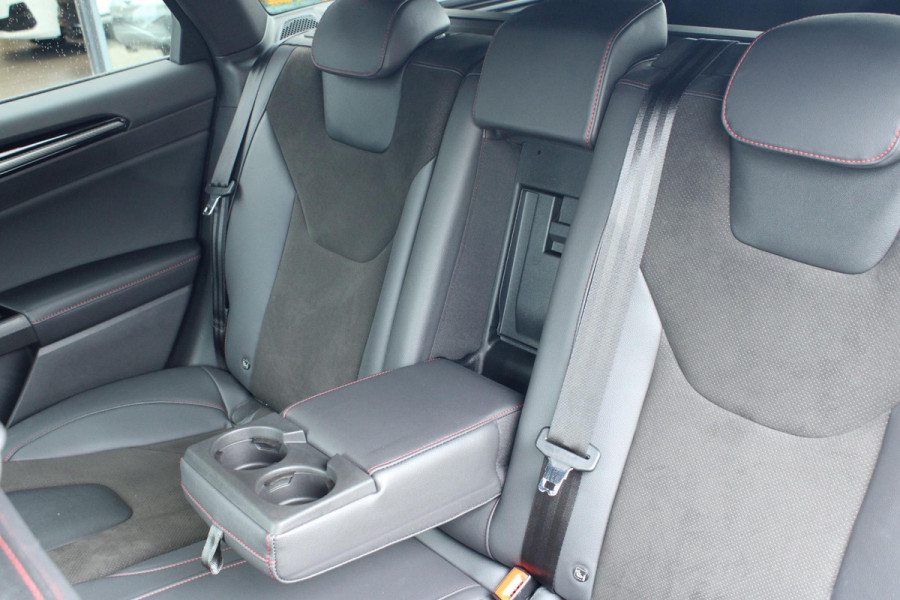 Ford Mondeo 2.0 IVCT HEV ST-Line Adaptive cruise control | Elektrisch verstelbare stoelen | Keyless entry | Elektrische achterklep | Dodehoeksensoren