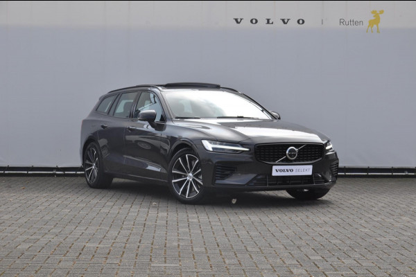 Volvo V60 T6 350PK Automaat Recharge AWD Plus Dark / Long range / 360 Camera / Semi-elektrisch inklapbare trekhaak / Panoramadak / Elektrische voorstoelen met geheugen / Apple Carplay / BLIS / Harman kardon audio /