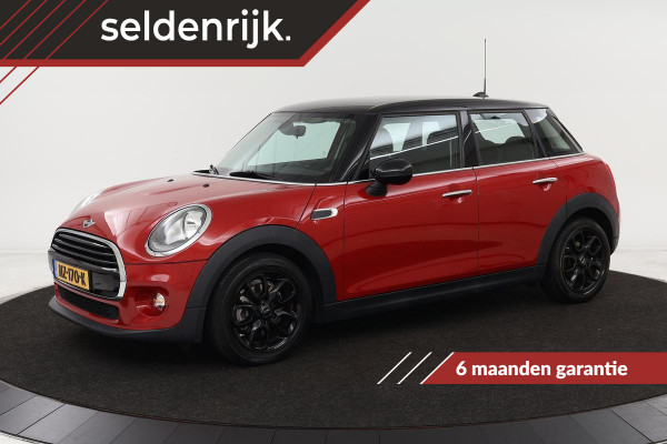 MINI Cooper 1.5 Business | 51.000km NAP | Climate control | PDC | Navigatie | Bluetooth | Cruise control