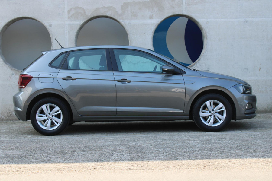 Volkswagen Polo 1.0 TSI Comfortline | APPLE CARPLAY |