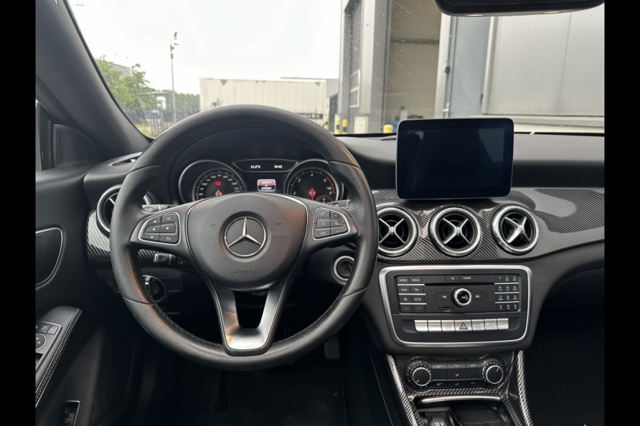 Mercedes-Benz CLA-Klasse 180 d AUT PRESTIGE PANO NAVI CR CONTROL PDC LED