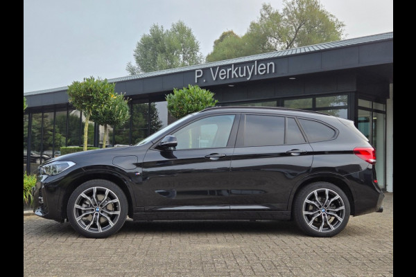 BMW X1 XDRIVE25E M SPORT I HARMAN KARDON I PANORAMA I NAVIGATIE I