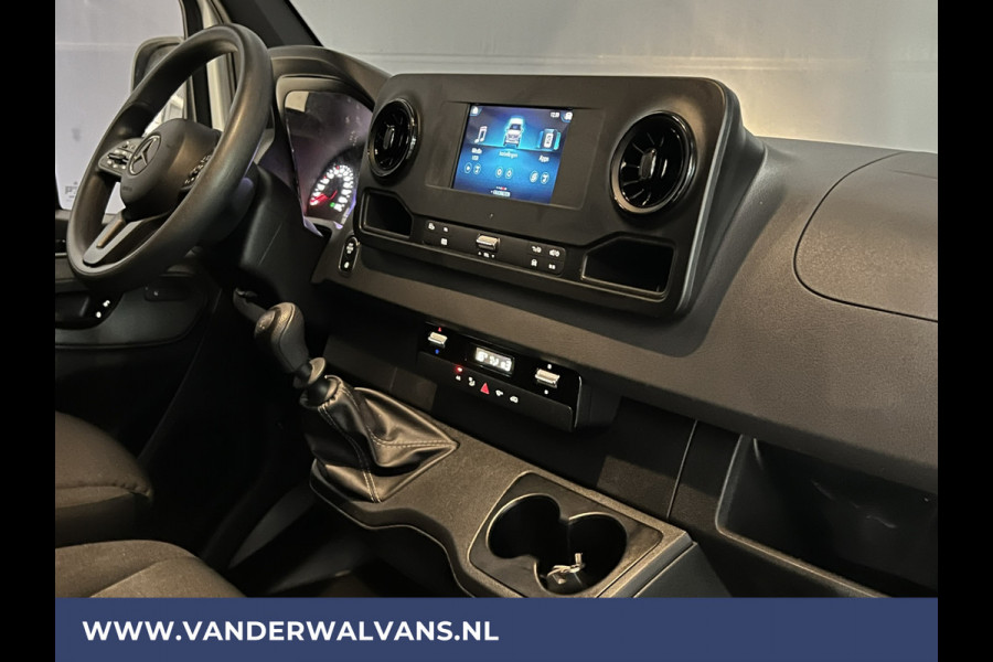 Mercedes-Benz Sprinter 317 CDI 170pk L3H2 Fabrieksgarantie Euro6 Airco | Camera | Apple Carplay | Cruisecontrol Android Auto, Parkeersensoren, Stoelverwarming, Bijrijdersbank