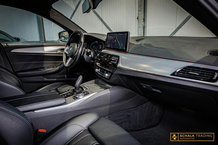 BMW 5 Serie Touring 530i|M-sport|Laser|Pano|20inch|Cam|HUD|