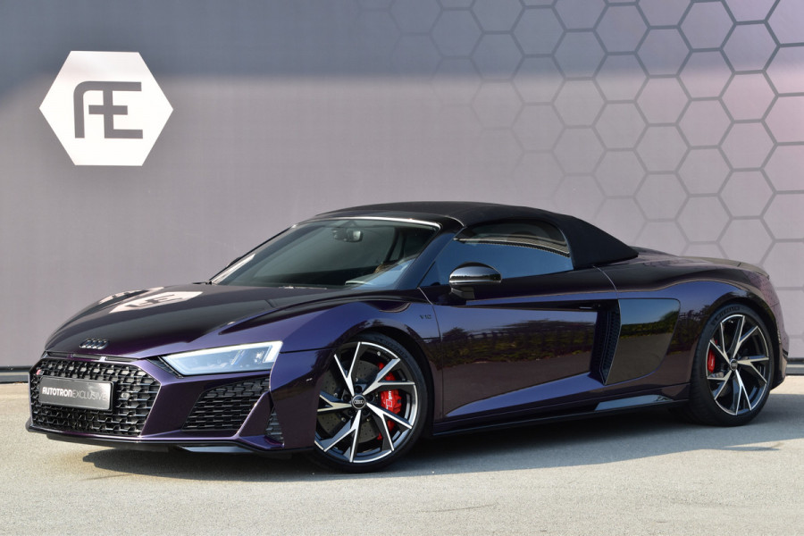 Audi R8 Spyder 5.2 Performance Quattro FACELIFT | KERAMISCH | B&O | CARBON EXTERIEUR | TECHNOLOGY PACK | SPORTUITLAAT | STOELVERWARMING |