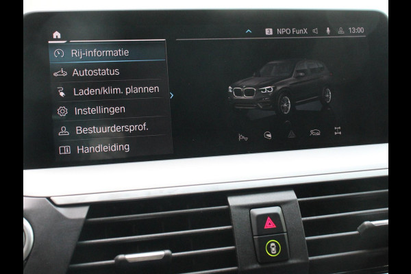 BMW X3 xDrive30e Plug in Hybride Advantage Automaat | Navigatie | Climate Control | Adaptive Cruise Control |Head up display | Led | Dab | Parkeer sensoren V+A | Stoelverwarming | Camera