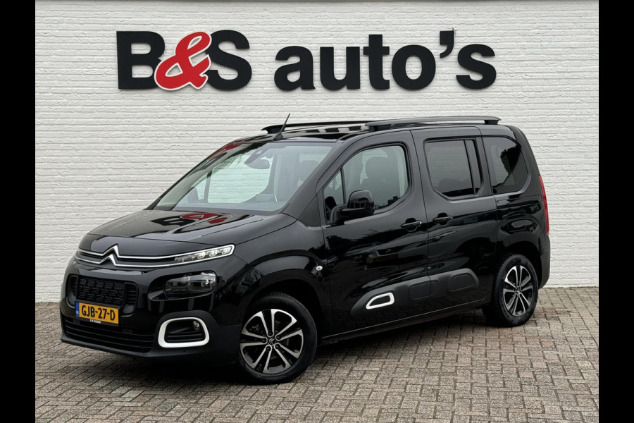 Citroën Berlingo 1.2 PureTech Shine Navigatie Pdc voor en achter Cruise Panorama 4 Seizoenen banden