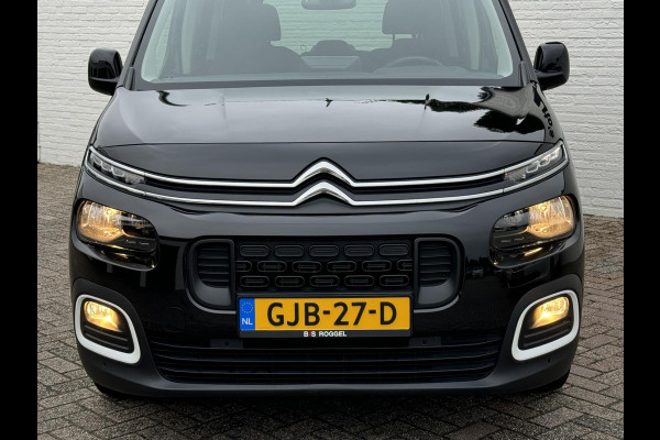 Citroën Berlingo 1.2 PureTech Shine Navigatie Pdc voor en achter Cruise Panorama 4 Seizoenen banden