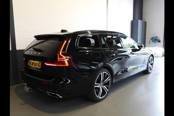 Volvo V60 2.0 T6 Recharge AWD R-Design LEER/SCHUIFDAK/LED/19"LMV!