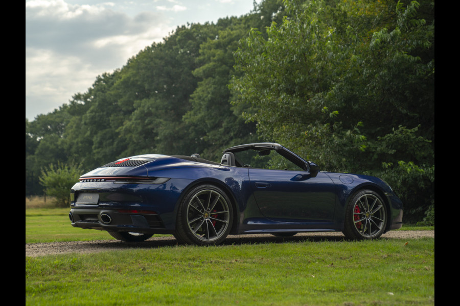 Porsche 911 Cabrio 992 Carrera 4S | Sport Chrono | Adapt. cruise | PASM | Stoelventilatie | Dealer onderhouden | CarPlay | NL-auto