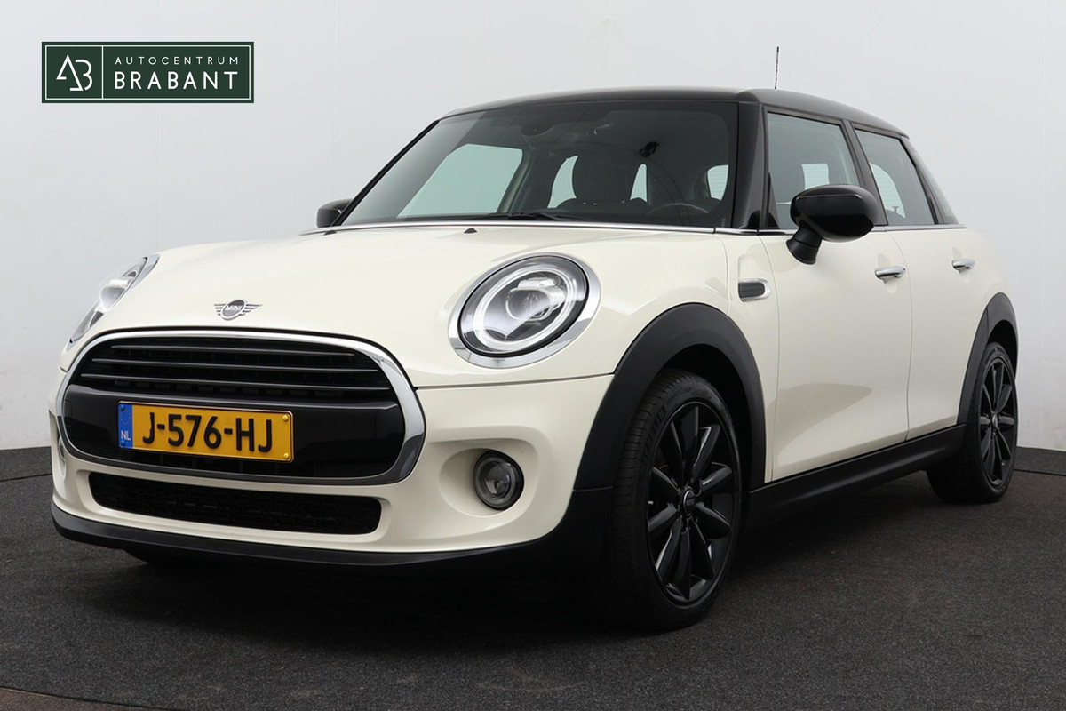 MINI Mini 1.5 Cooper Chili(1e Eig, NL auto, Dealer onderhoud, Navi, Parkeerhulp, StoelV, Led, Sportstoelen, Etc)