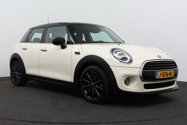 MINI Mini 1.5 Cooper Chili(1e Eig, NL auto, Dealer onderhoud, Navi, Parkeerhulp, StoelV, Led, Sportstoelen, Etc)