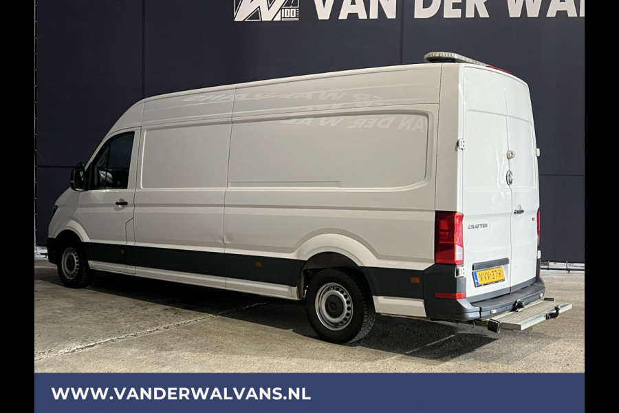 Volkswagen Crafter 35 2.0 TDI 177pk L4H3 L3H2 Euro6 Airco | 3500kg Trekhaak | Apple Carplay | stoelverwarming Android auto, bijrijdersbank