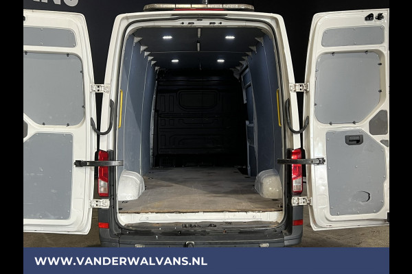 Volkswagen Crafter 35 2.0 TDI 177pk L4H3 L3H2 Euro6 Airco | 3500kg Trekhaak | Apple Carplay | stoelverwarming Android auto, bijrijdersbank