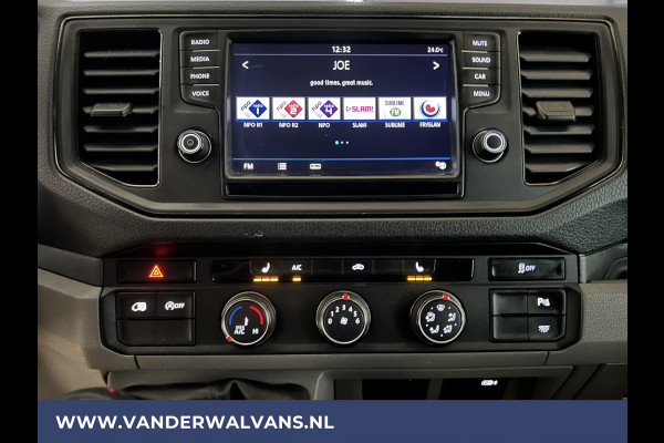 Volkswagen Crafter 35 2.0 TDI 177pk L4H3 L3H2 Euro6 Airco | 3500kg Trekhaak | Apple Carplay | stoelverwarming Android auto, bijrijdersbank