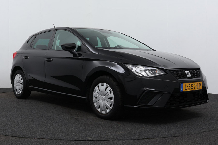 Seat Ibiza 1.0 TSI Style Business Intense (NAVIGATIE, CAMERA, PARKEERSENSOREN, CARPAY, 1e EIGENAAR, GOED ONDERHOUDEN)